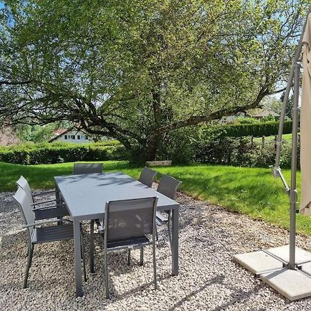 Logement Dans Maison + Exterieur Orchamps-Vennes Экстерьер фото